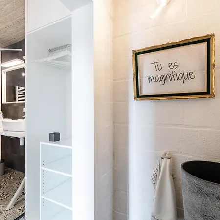 Le Garage - Ancien Garage Reinvente En Cocon Chaleureux A 4*