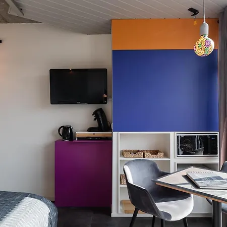 Le Garage - Ancien Garage Reinvente En Cocon Chaleureux A 4*