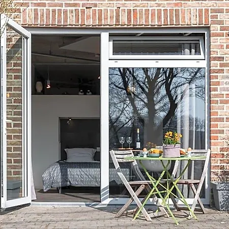 Le Garage - Ancien Garage Reinvente En Cocon Chaleureux A ベッド・アンド・ブレックファスト 4*