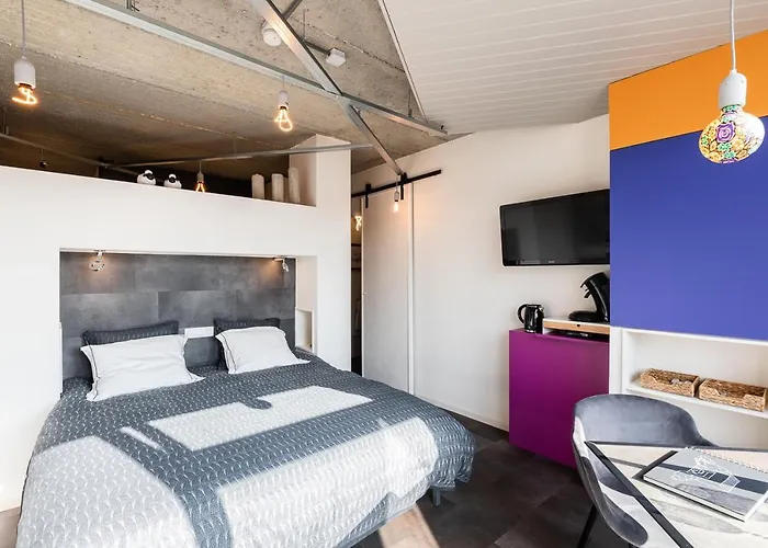 Le Garage Oda ve Kahvaltı 3*